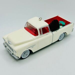 VINTAGE 1996 Hallmark Keepsake Ornament 1955 Chevrolet Cameo All-American Trucks